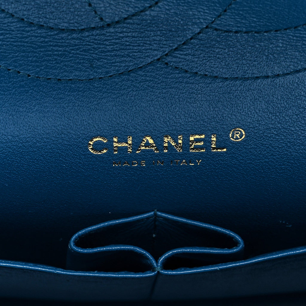 Caviar Quilted Jumbo Double Flap Blue