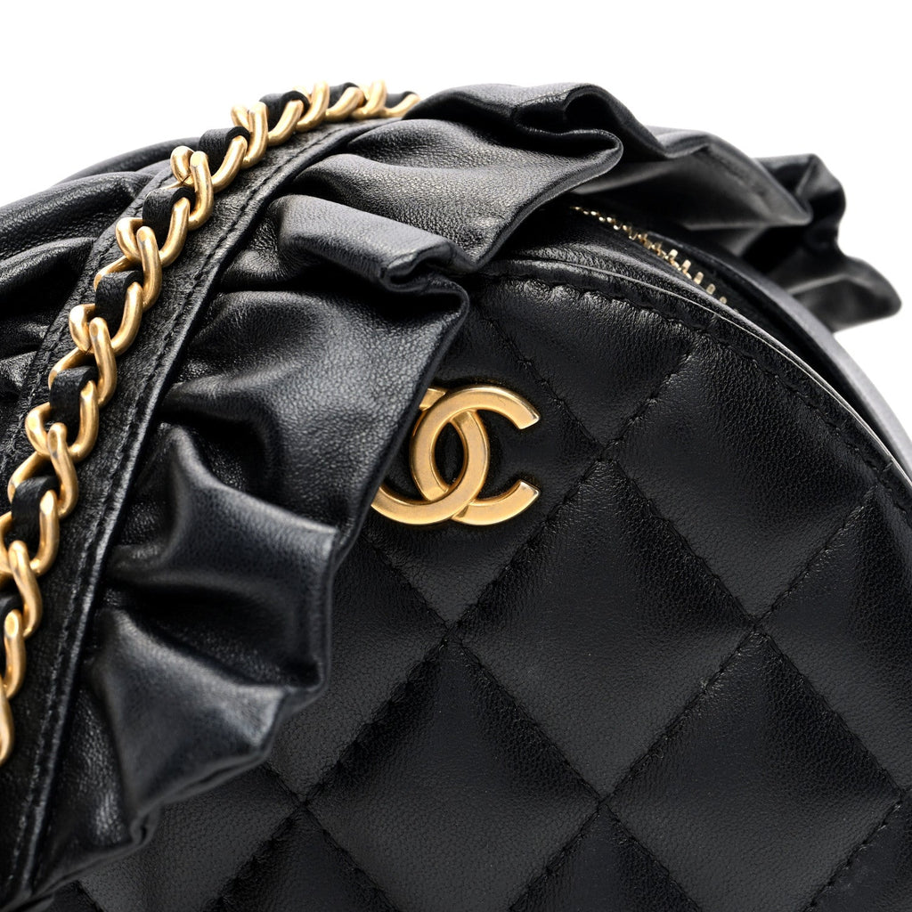 Lambskin Quilted Romance Round Clutch With Chain Black