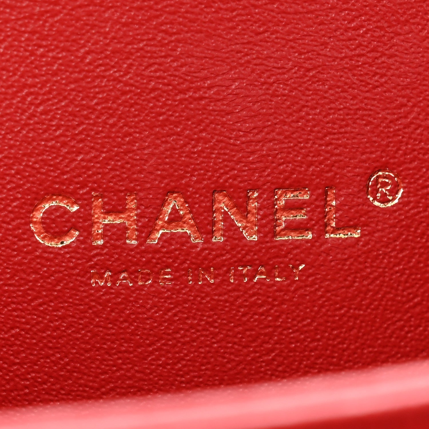 Caviar Quilted Small CC Filigree Vanity Case Red