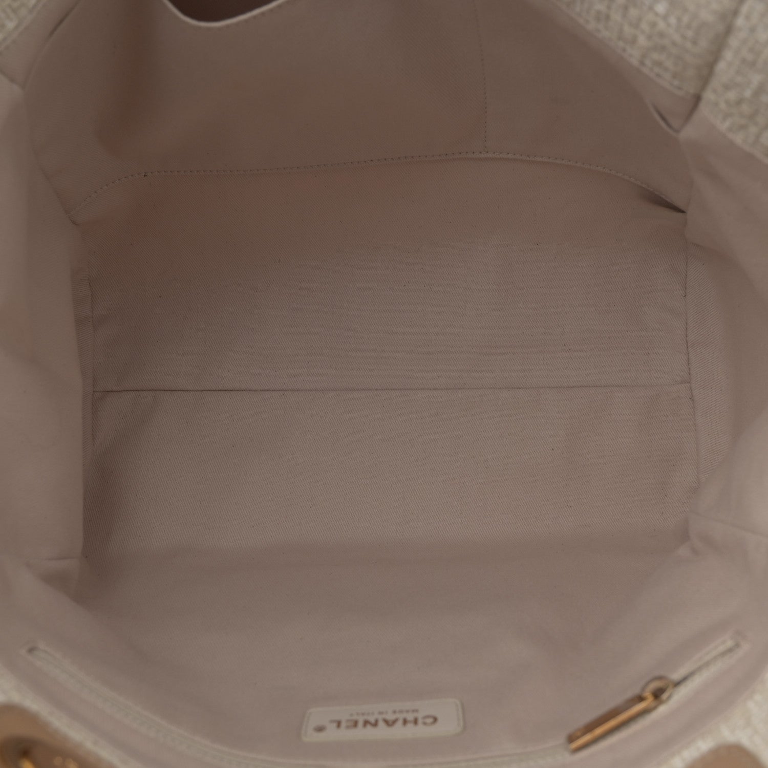 Lurex Boucle Small Deauville Tote Ivory