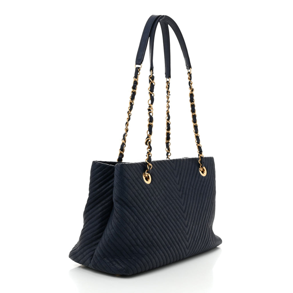 Wrinkled Lambskin Chevron Quilted Surpique Tote Navy Blue