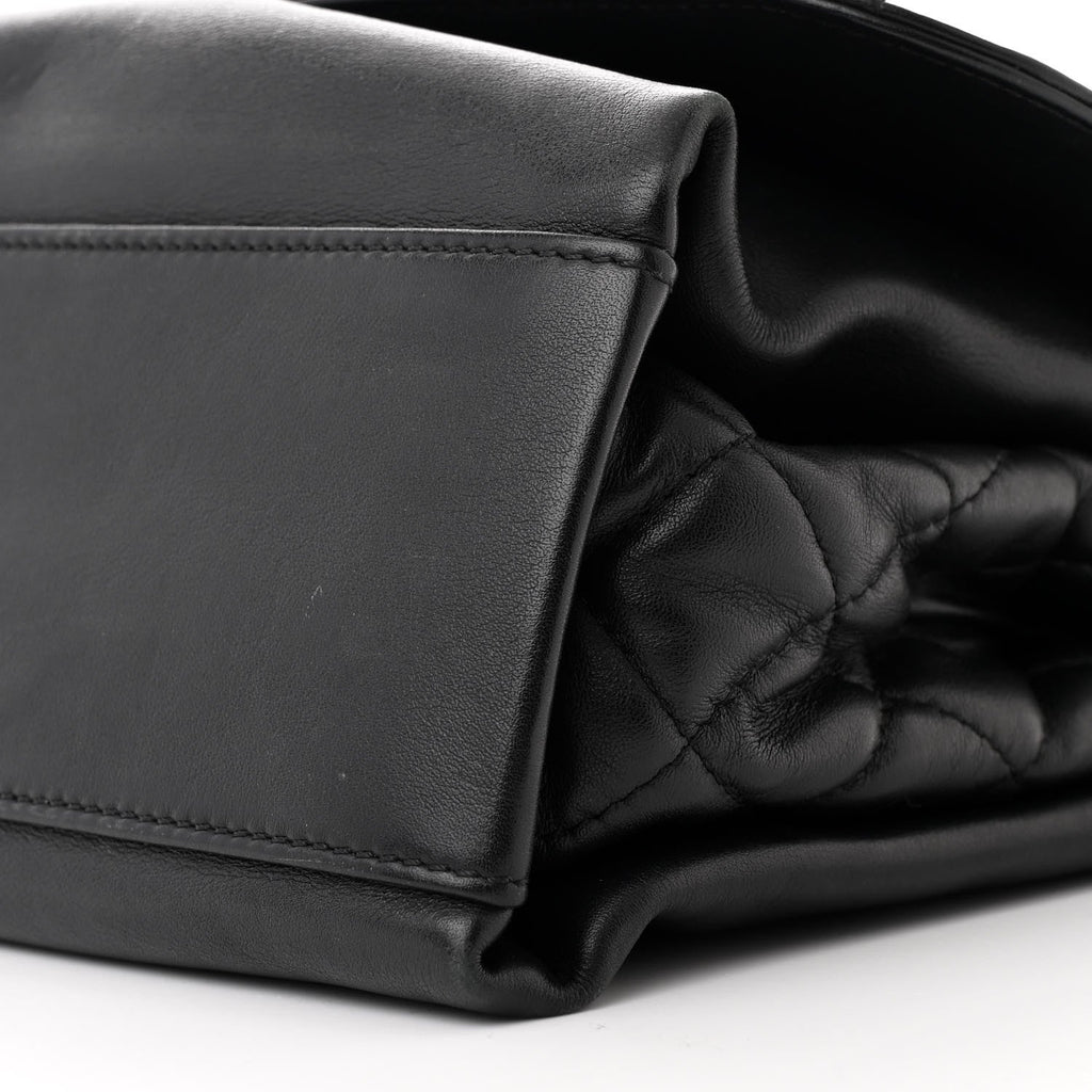 Calfskin Jumbo Tramezzo Flap Black