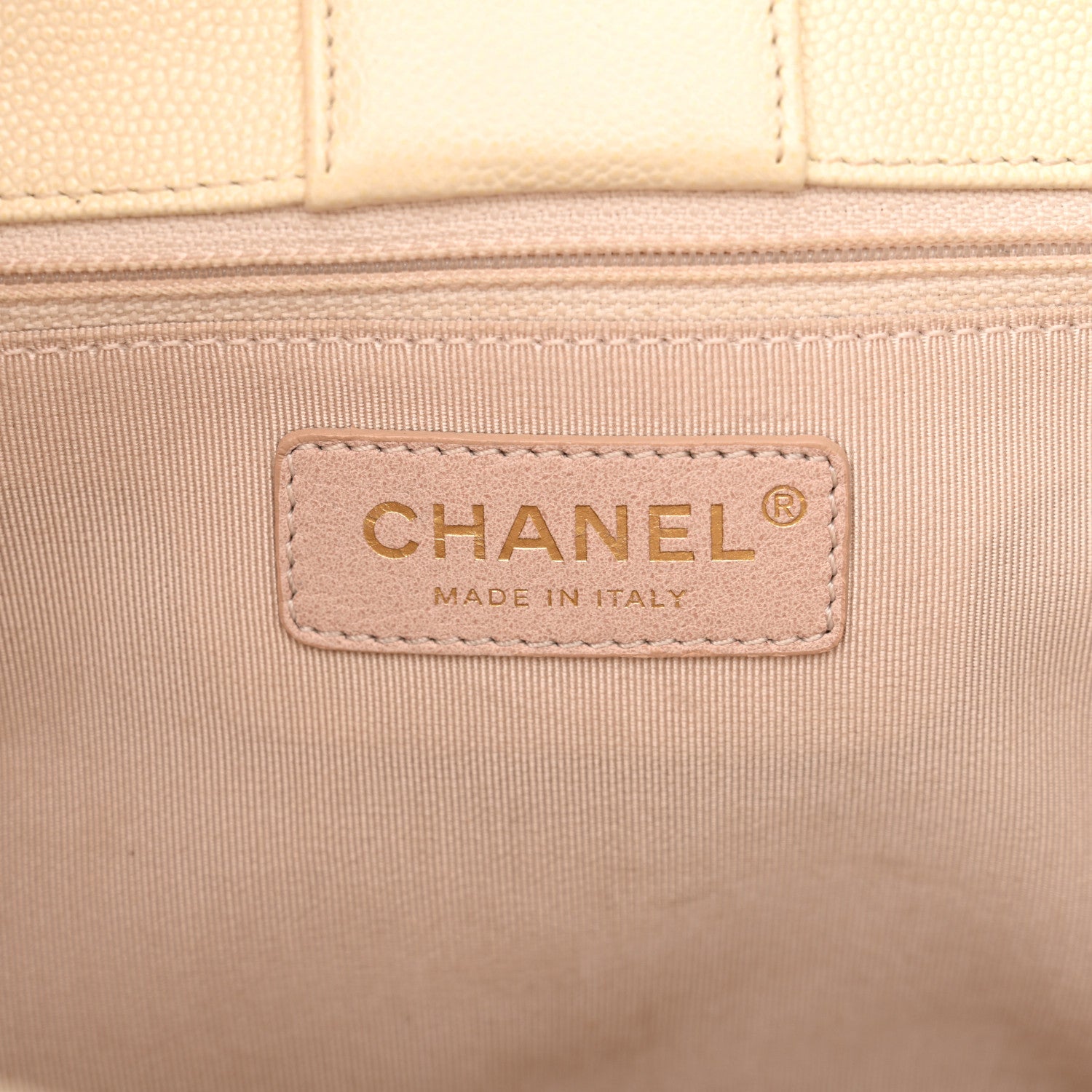 Caviar Quilted In Out Flap Shopping Tote White