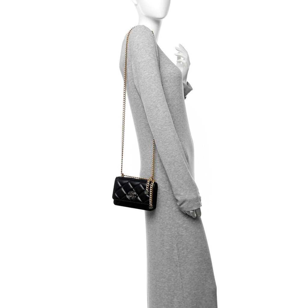 Lambskin Enamel Quilted Pending CC Clutch With Chain Black