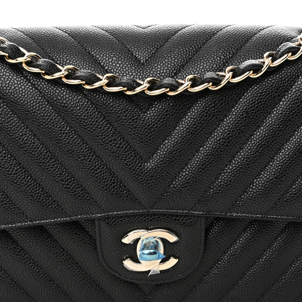 Caviar Chevron Quilted Medium Double Flap Black