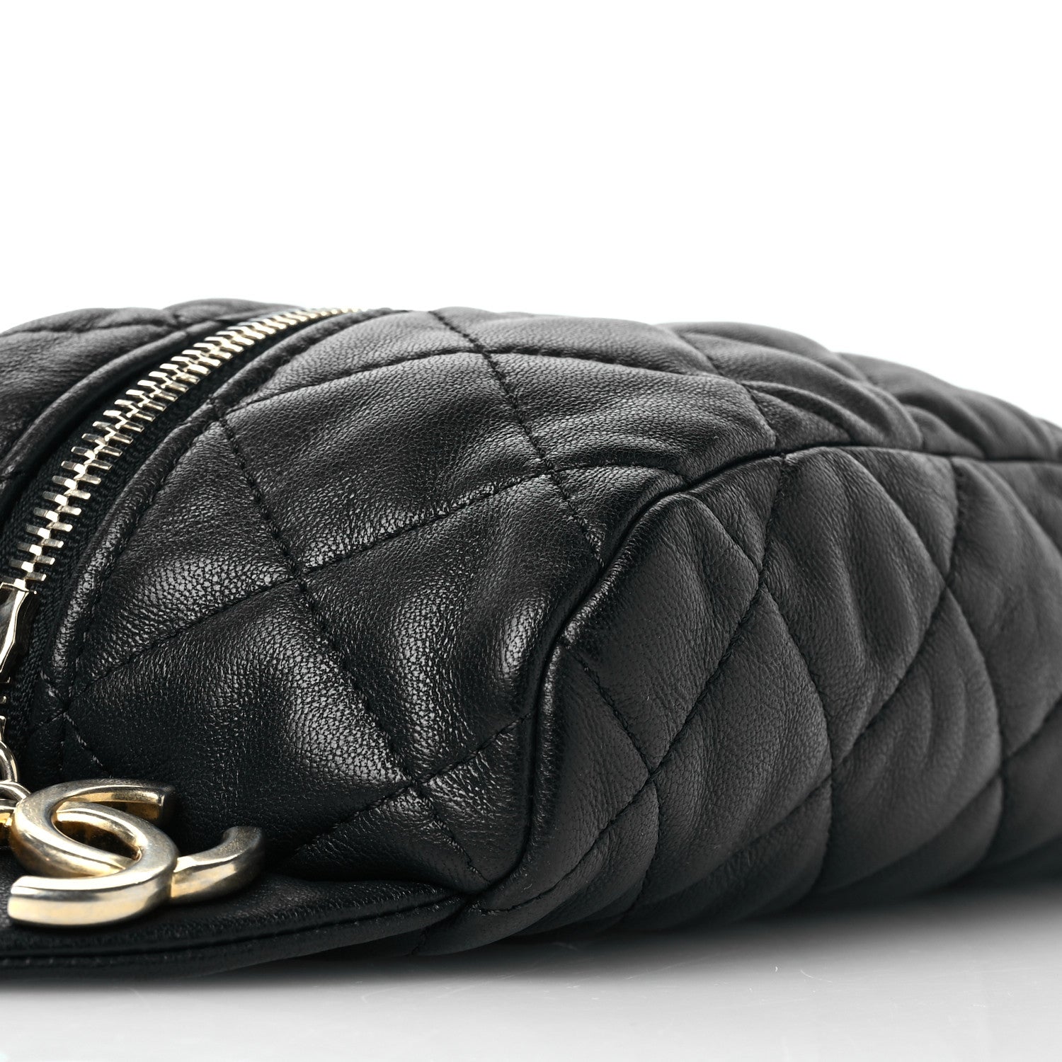Lambskin Quilted Linked In Waist Bag Black