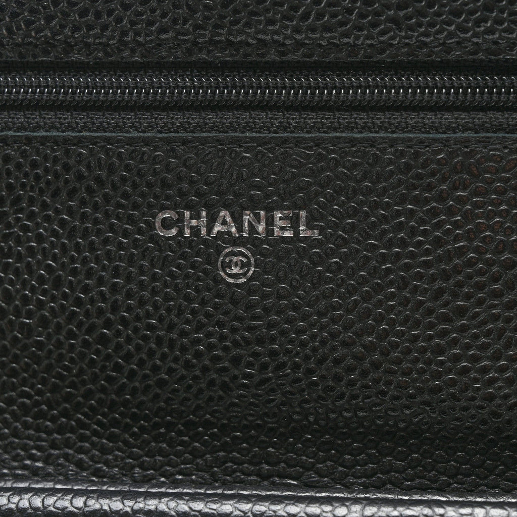 Caviar Quilted Wallet on Chain WOC Black