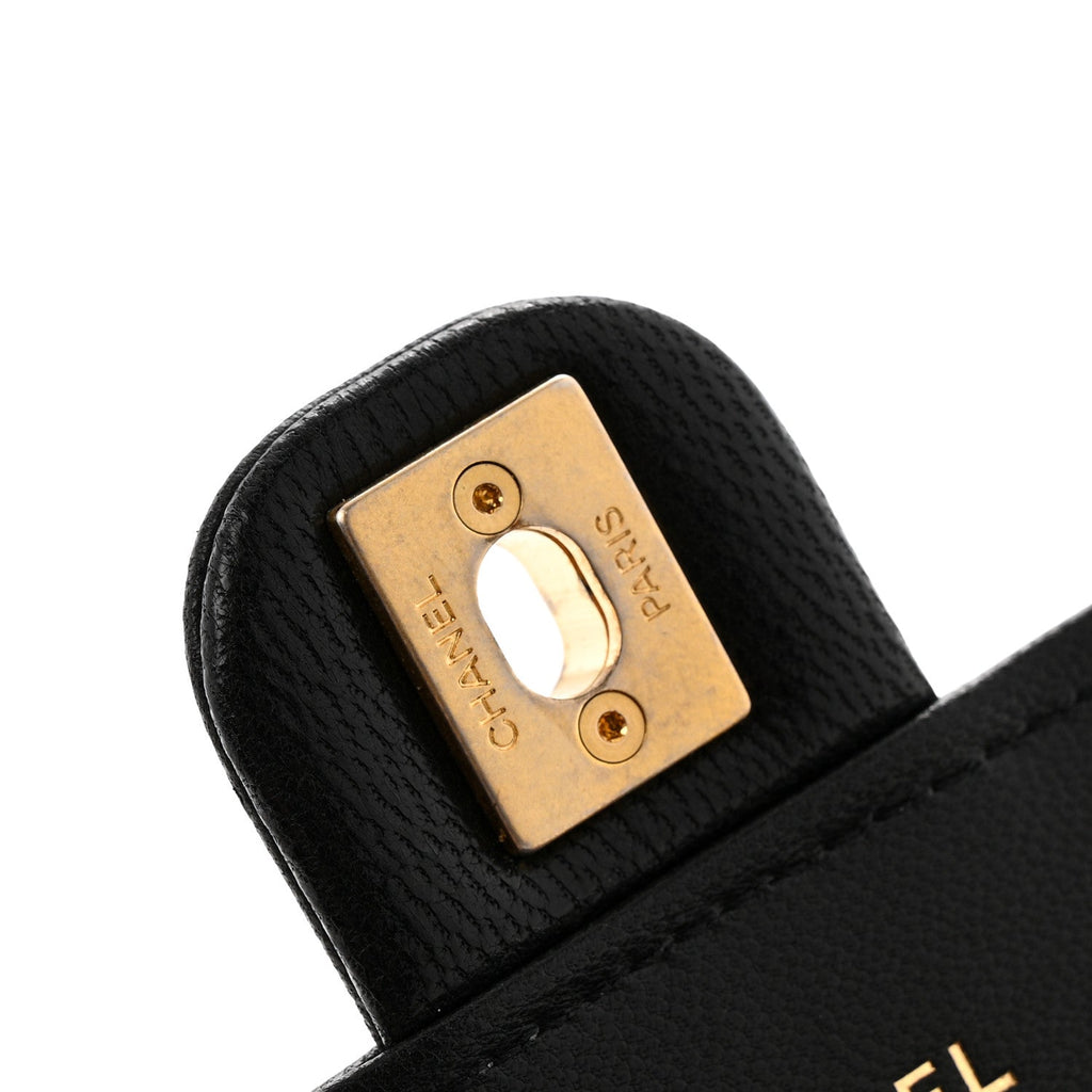 Goatskin Quilted Chic Pearls Clutch With Chain Black