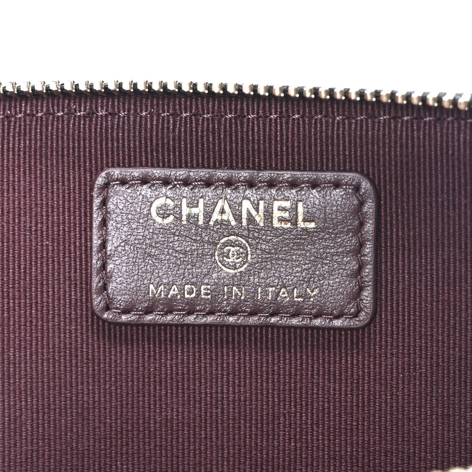 Caviar Quilted Phone Pocket With Chain WOC Black