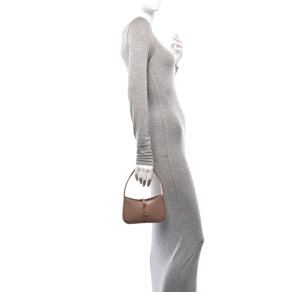Smooth Calfskin Le 5 A 7 Mini Hobo Rosy Sand