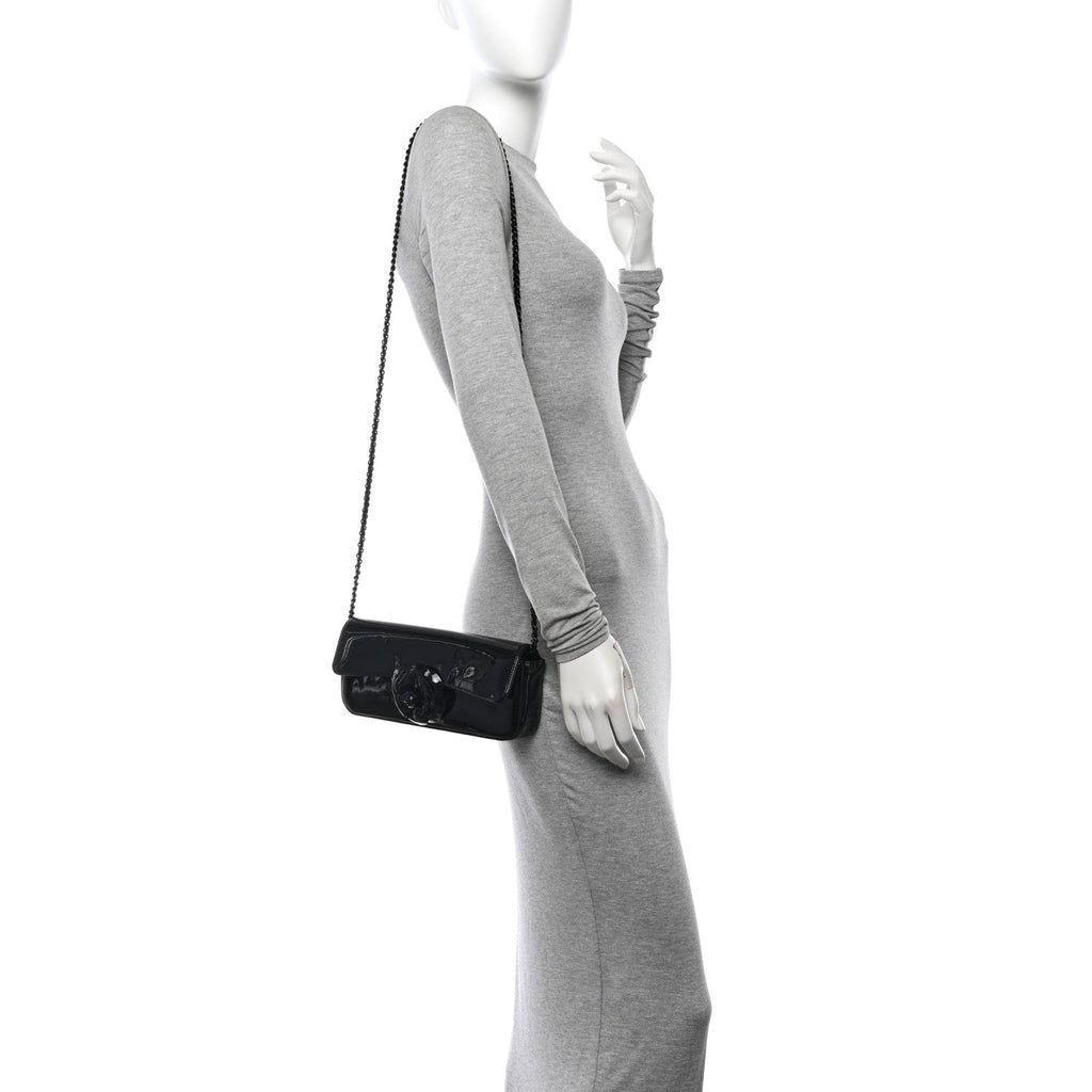 Patent Calfskin Camellia E/W Flap So Black