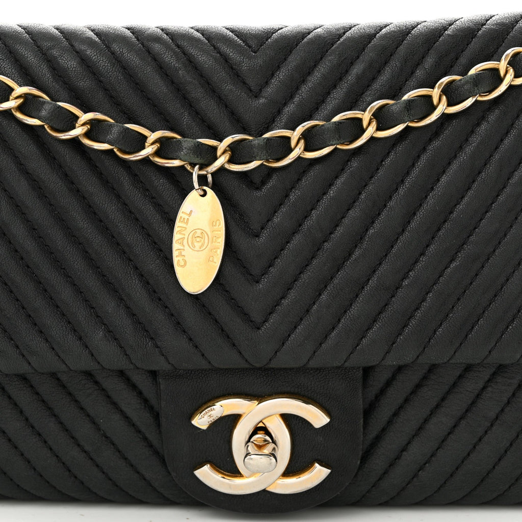 Calfskin Chevron Quilted Medium Surpique Flap Black