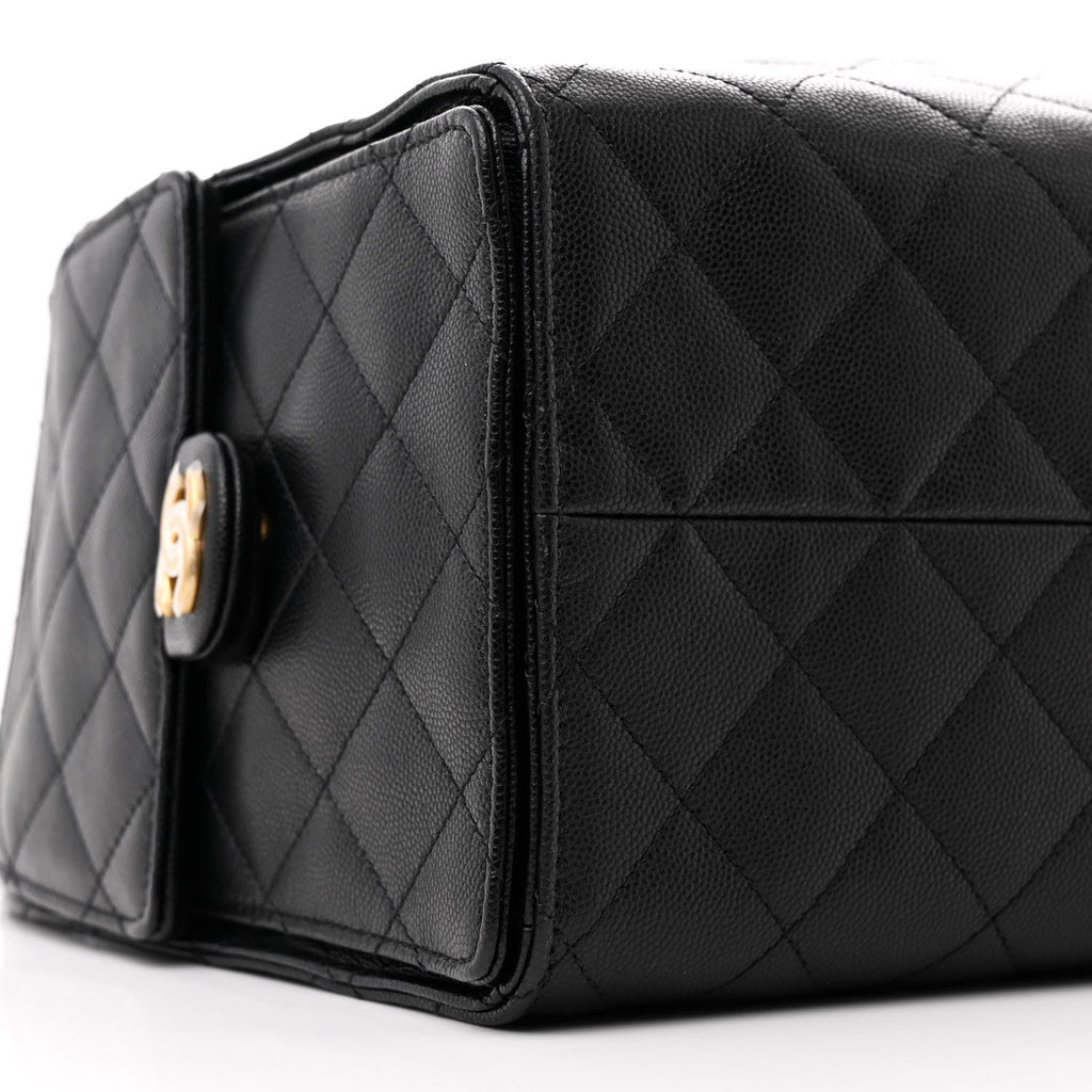 Caviar Quilted Medium Chanel 25 Handbag Black