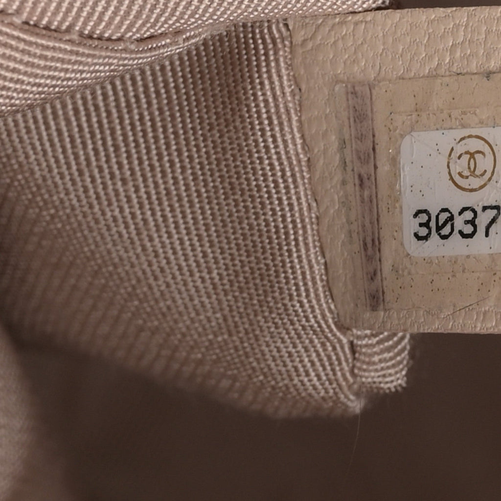 Goatskin Quilted Maxi Chanel 19 Flap Beige