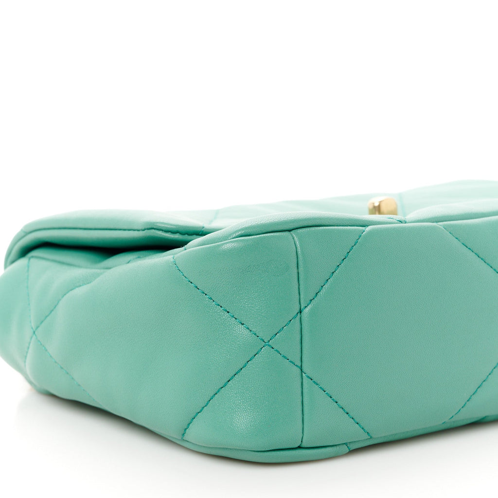 Lambskin Quilted Medium Chanel 19 Flap Green