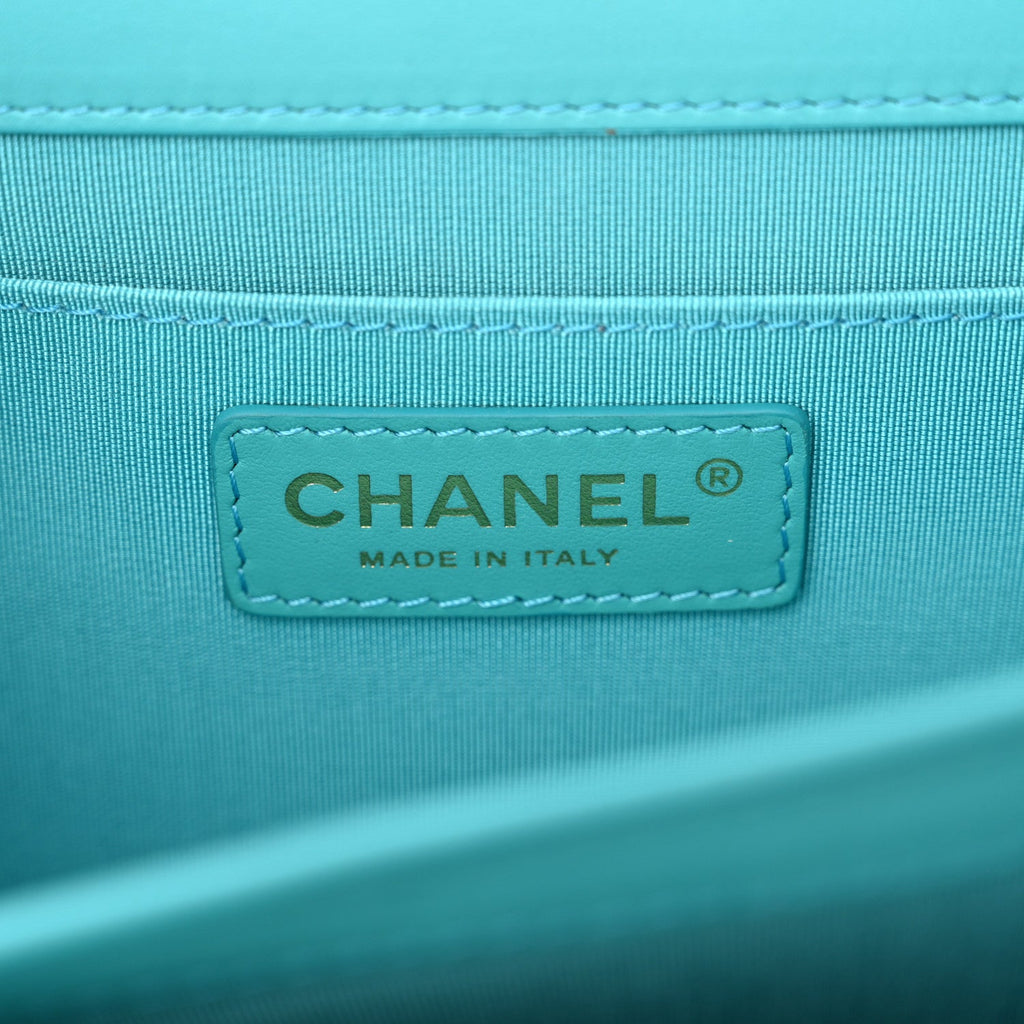 Calfskin Quilted Medium Everyday Chic Single Flap Turquoise