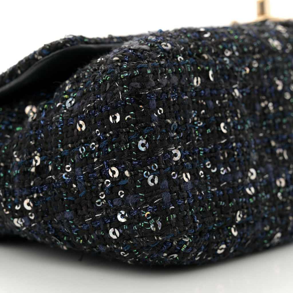 Tweed Medium Pearl Handle Flap Black Ecru