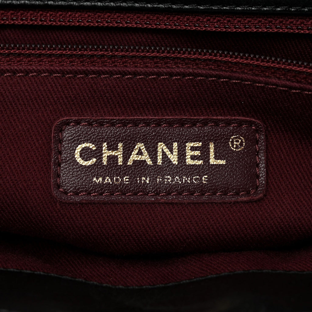 Glazed Calfskin Castle Rock Large Flap Black Burgundy