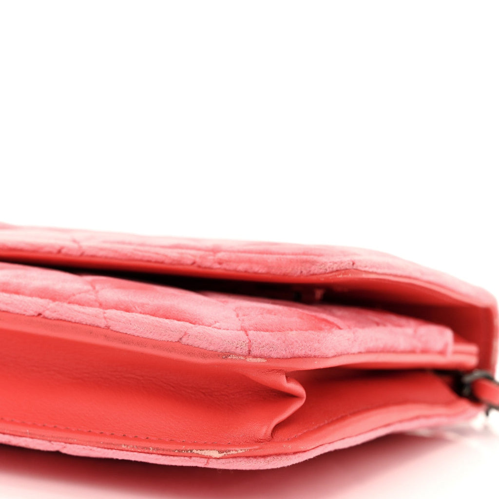 Velvet Quilted Wallet On Chain WOC Coral