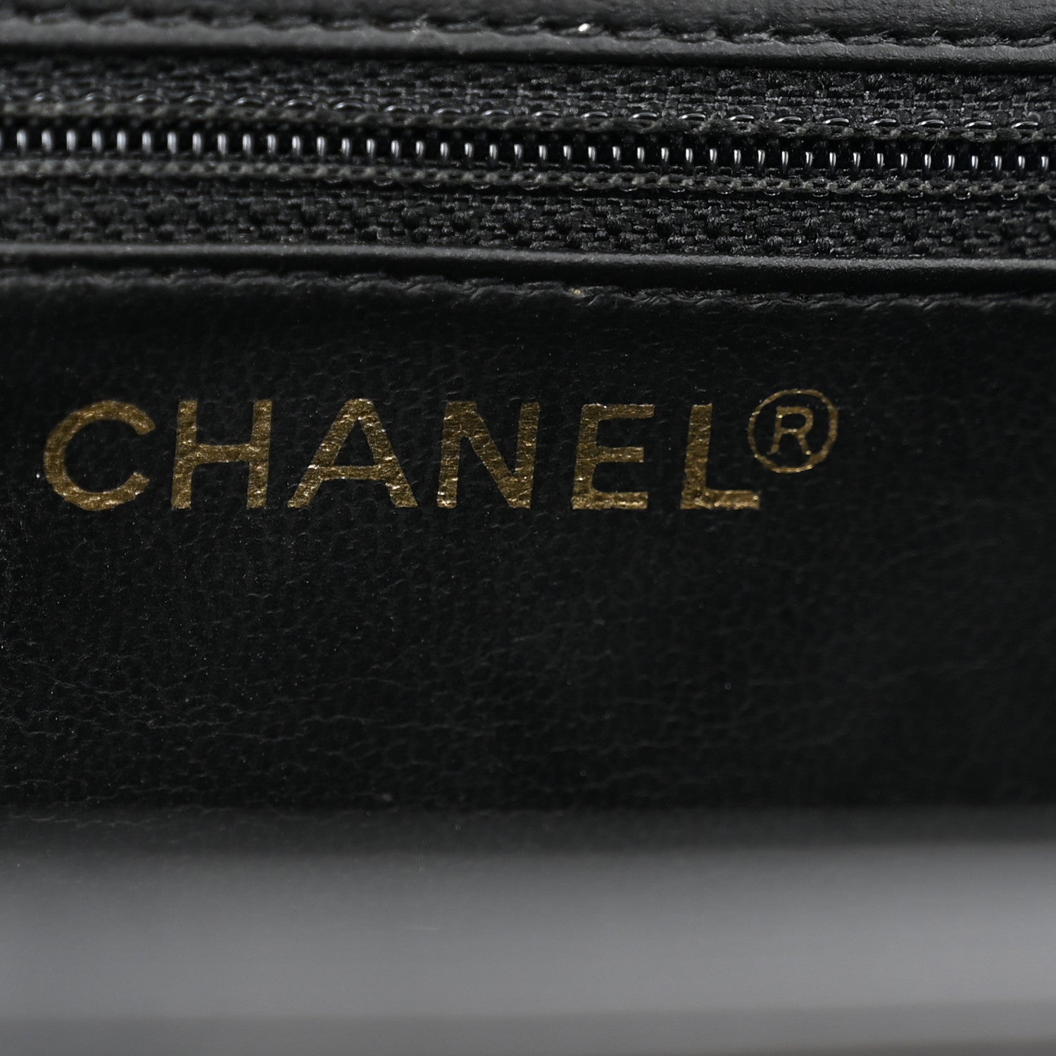 Calfskin Stitch Vanity Case Black