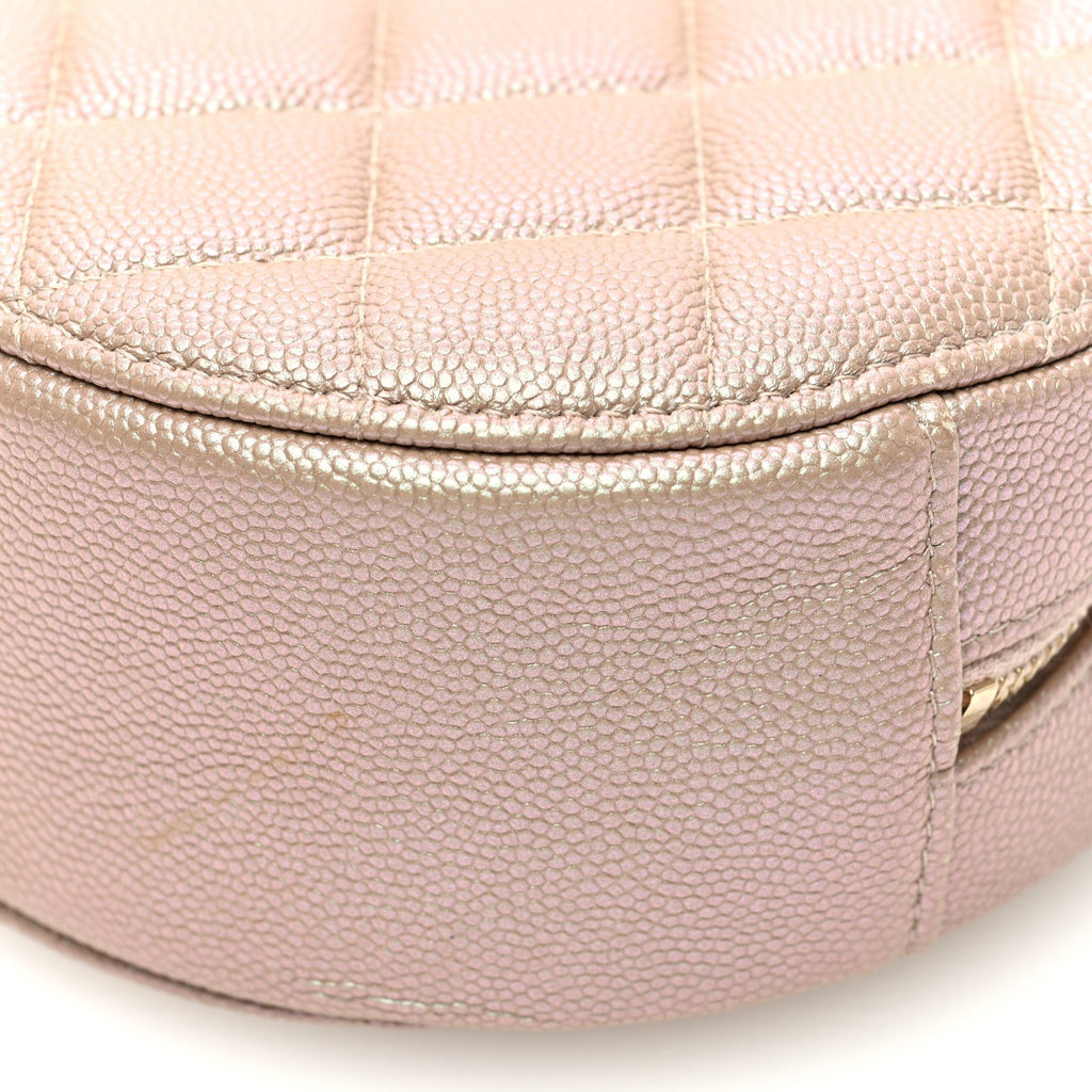 Iridescent Caviar Resin Quilted Round Clutch With Chain Beige