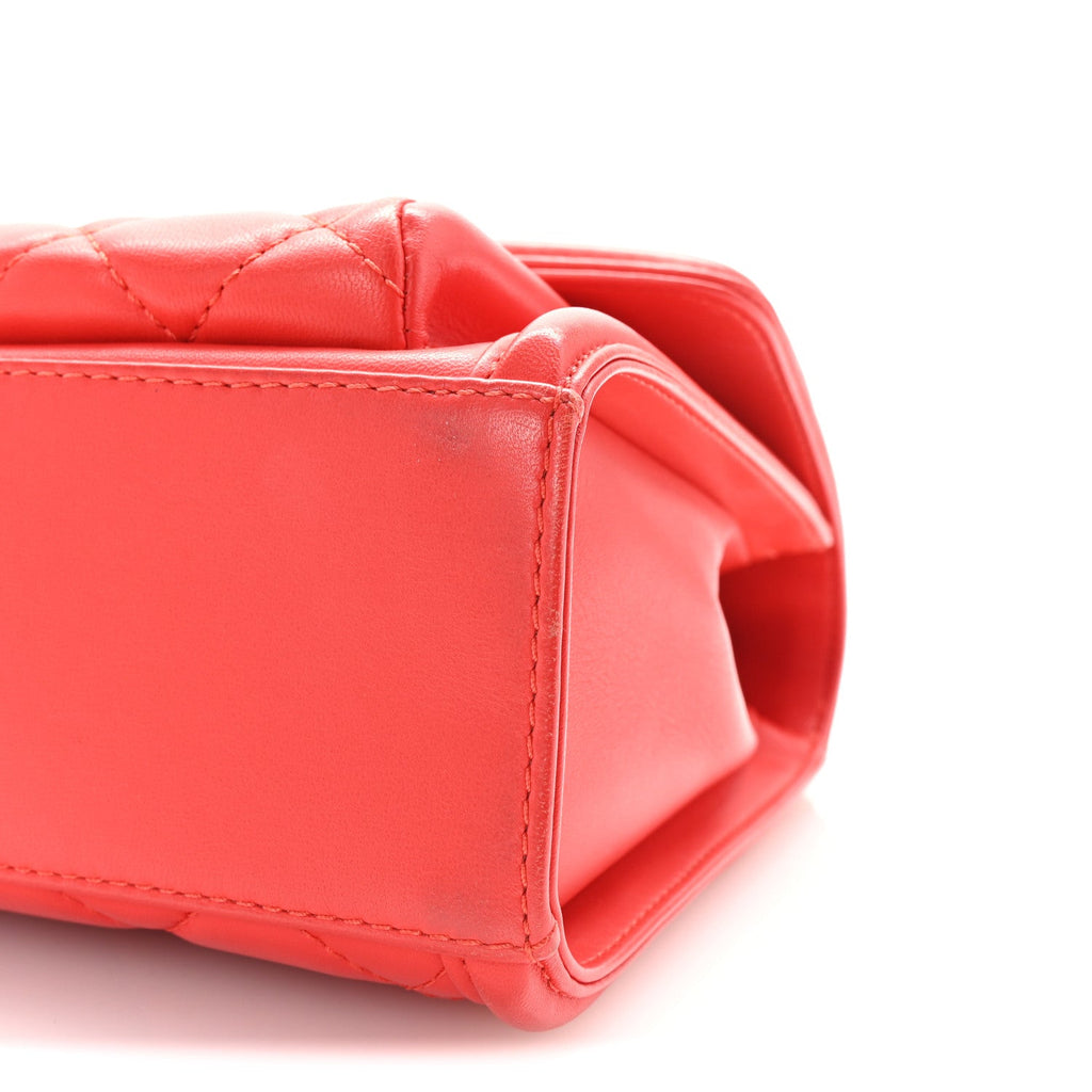 Lambskin Quilted Large Geometric Flap Red