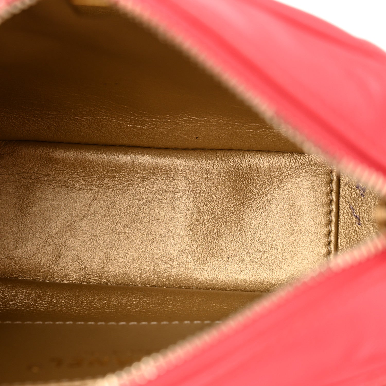 Lambskin Quilted CC Pearl Crush Camera Case Red