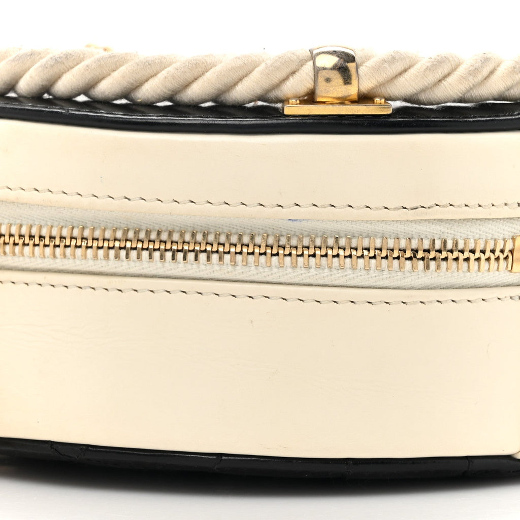 Crumpled Calfskin Cotton Small En Vogue Round Bag Black