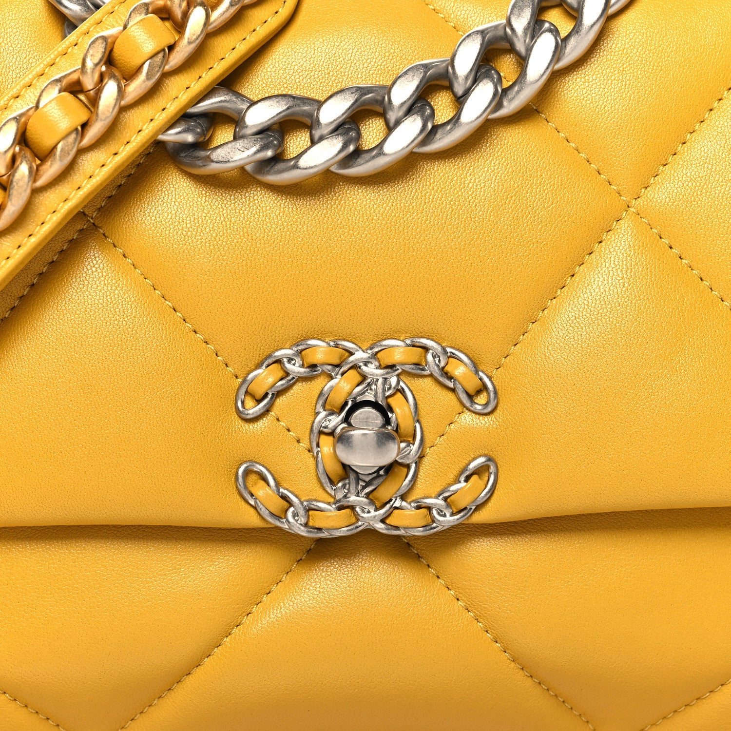 Lambskin Quilted Medium Chanel 19 Flap Yellow