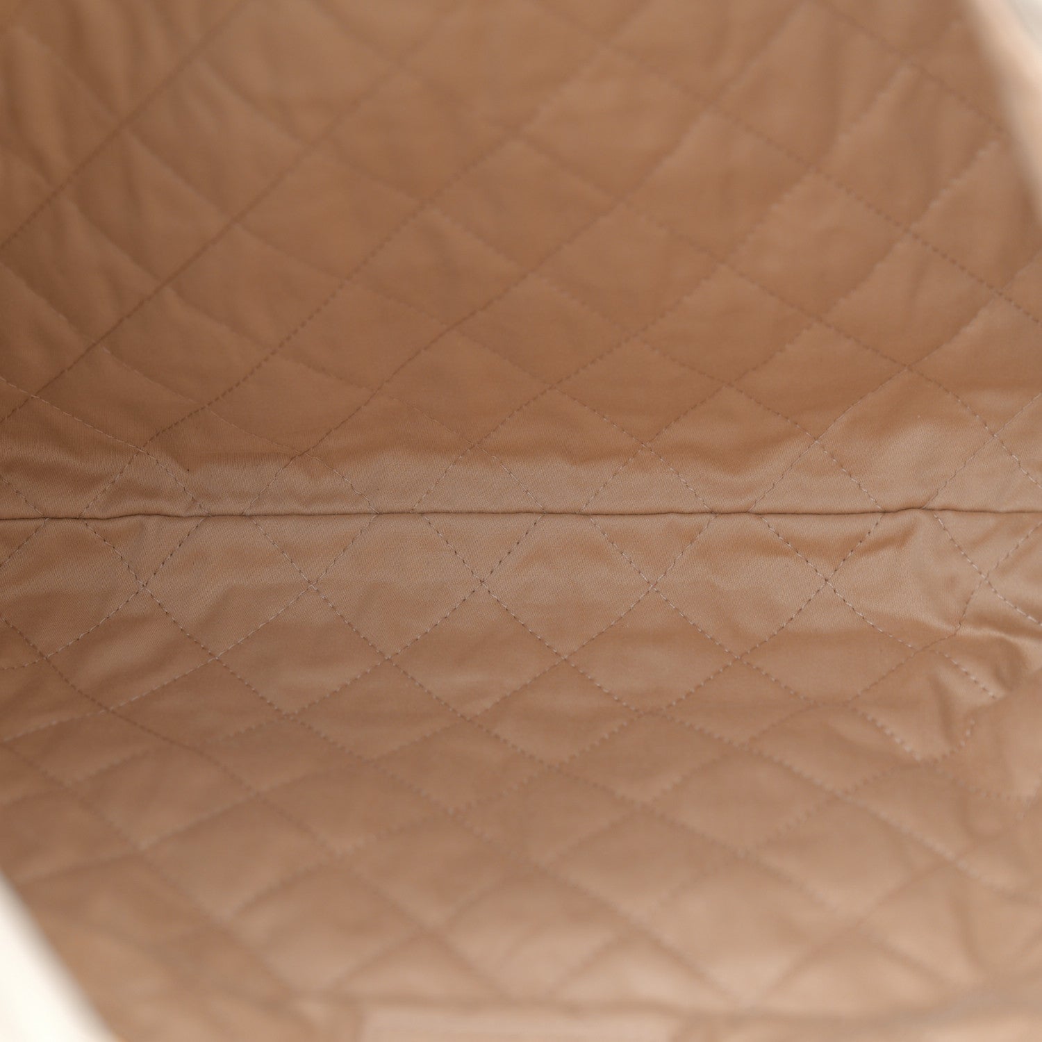 Calfskin Quilted Chanel 22 White