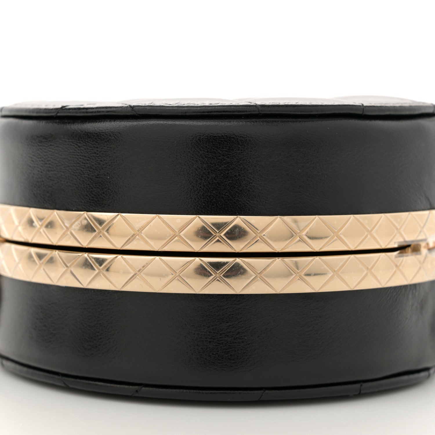 Metal Lambskin Quilted Round Lock Frame Vanity Clutch With Chain Black