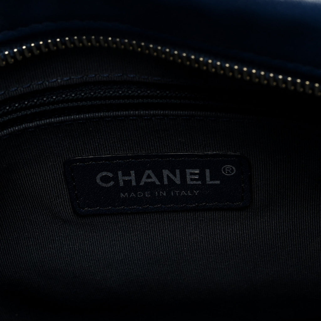 Aged Calfskin Quilted Medium Gabrielle Hobo Blue