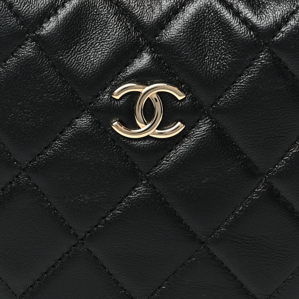 Lambskin Quilted Chain Around Pouch Black