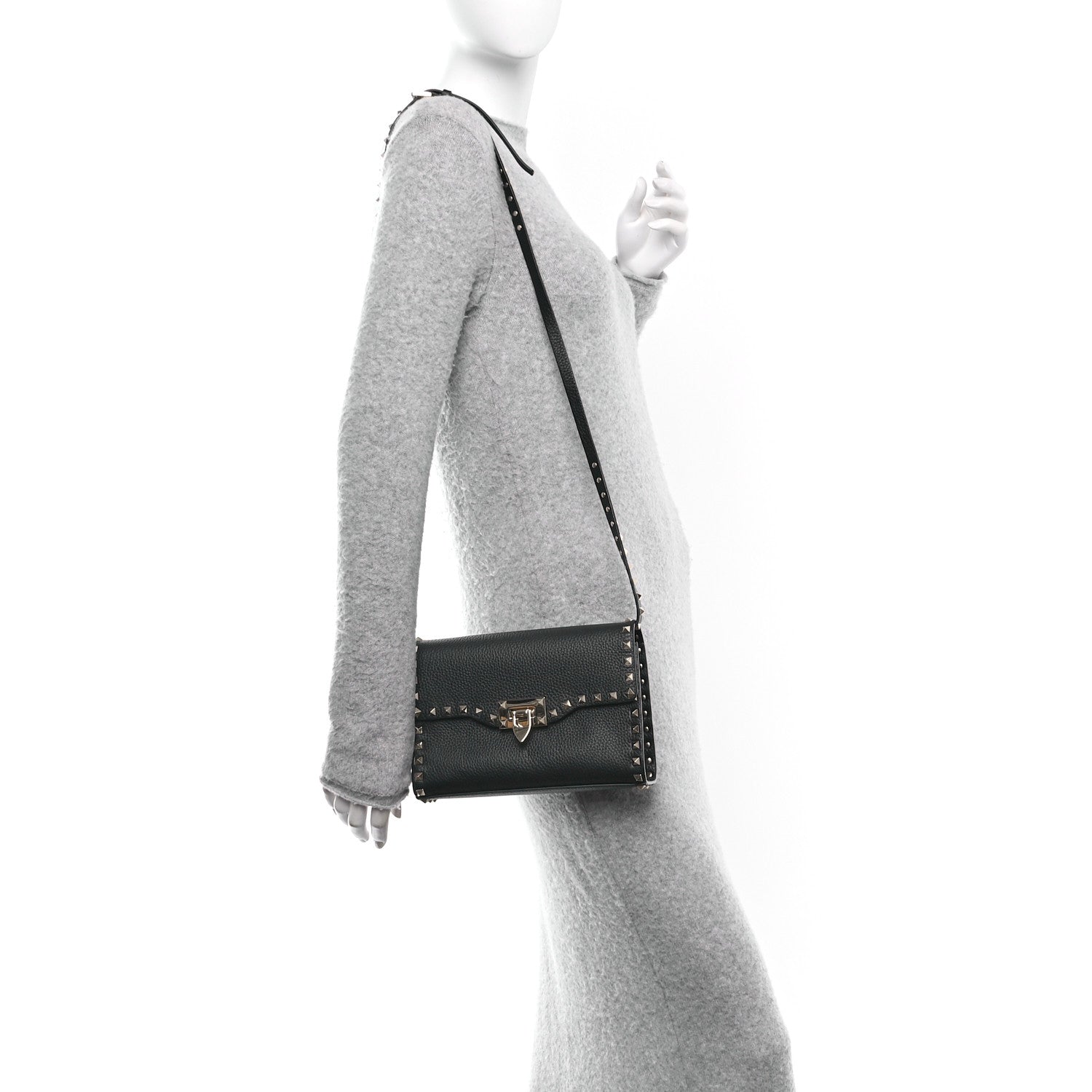 Pebbled Calfskin Medium Rockstud Flip Lock Crossbody Bag Black
