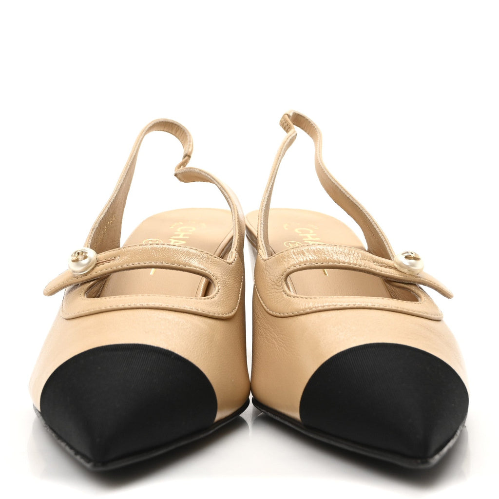 Shiny Lambskin Grosgrain Pointed Toe CC Slingback Pumps 40 Beige Black
