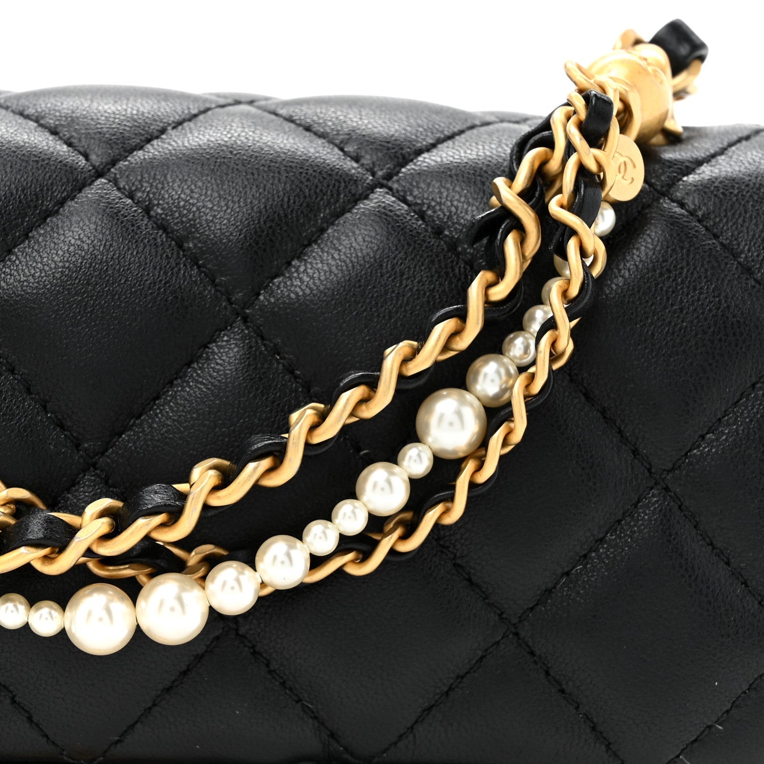 Shiny Lambskin Quilted Pearl Twist Mini Square Flap Black