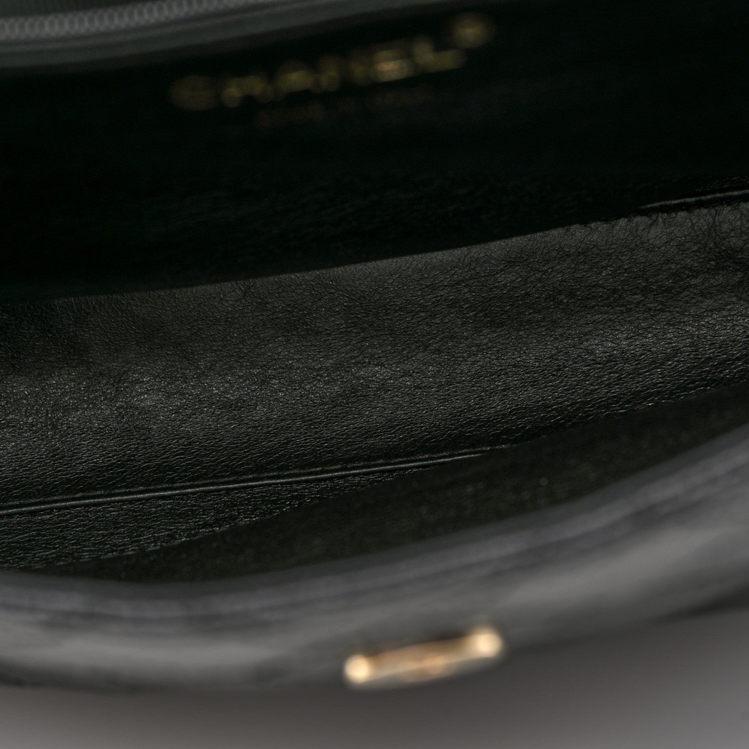 Caviar Quilted CC Beauty Clutch Black