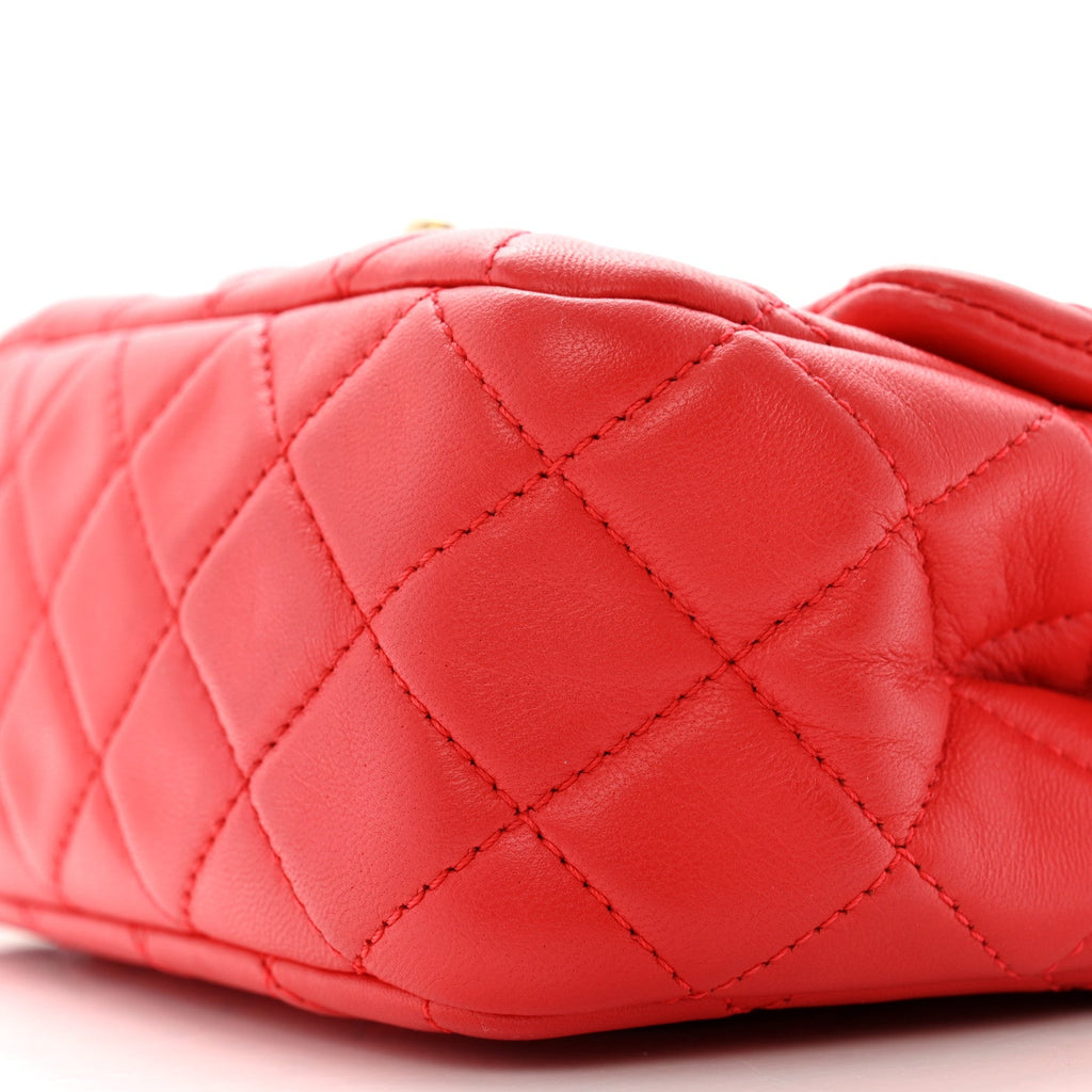 Lambskin Quilted Mini Pearl Crush Flap Red