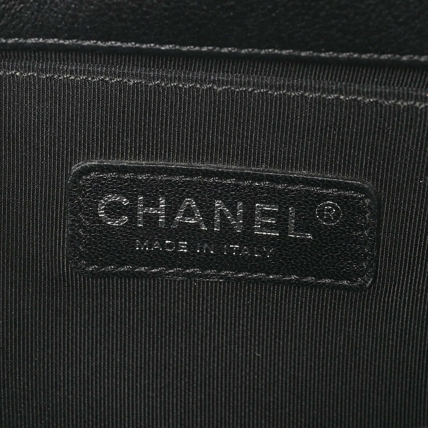 Patent Calfskin Quilted Medium Plexiglass Boy Flap Black