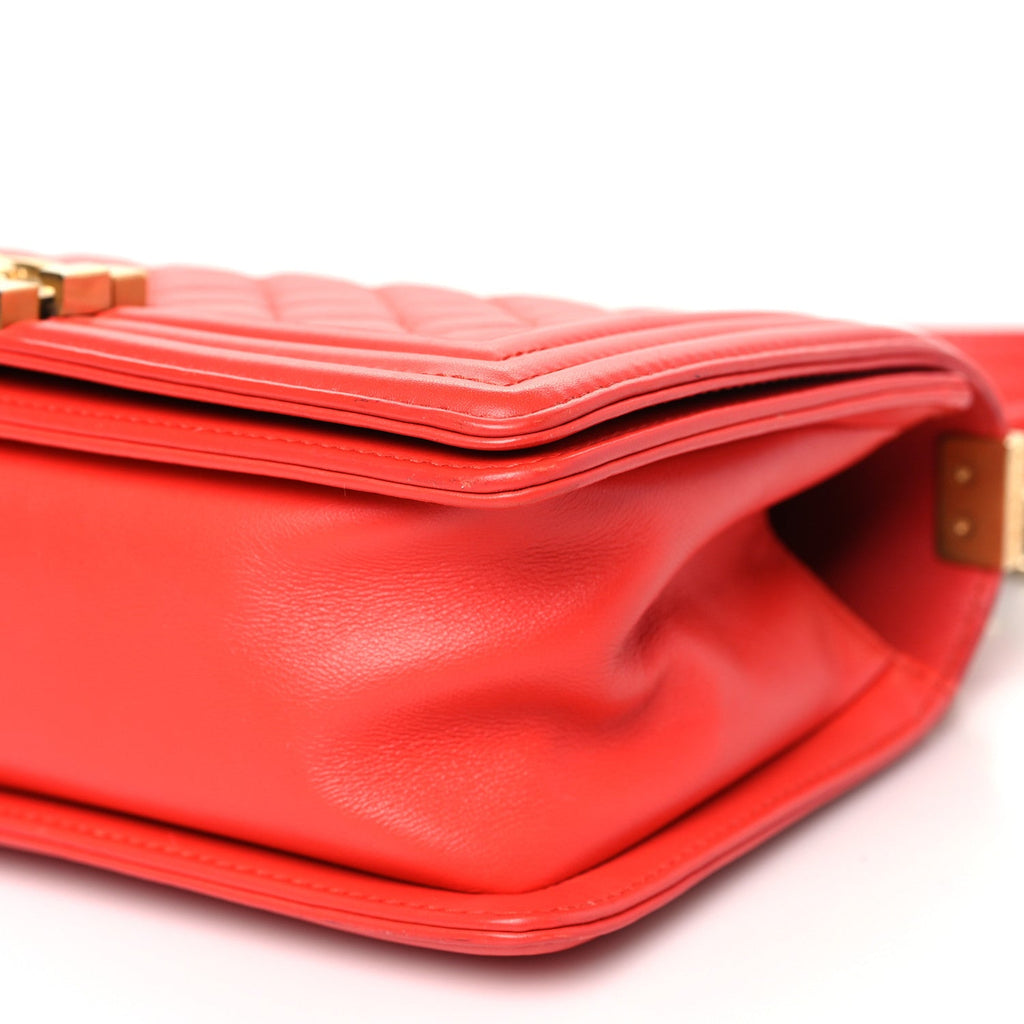 Lambskin Quilted Medium Boy Flap Red
