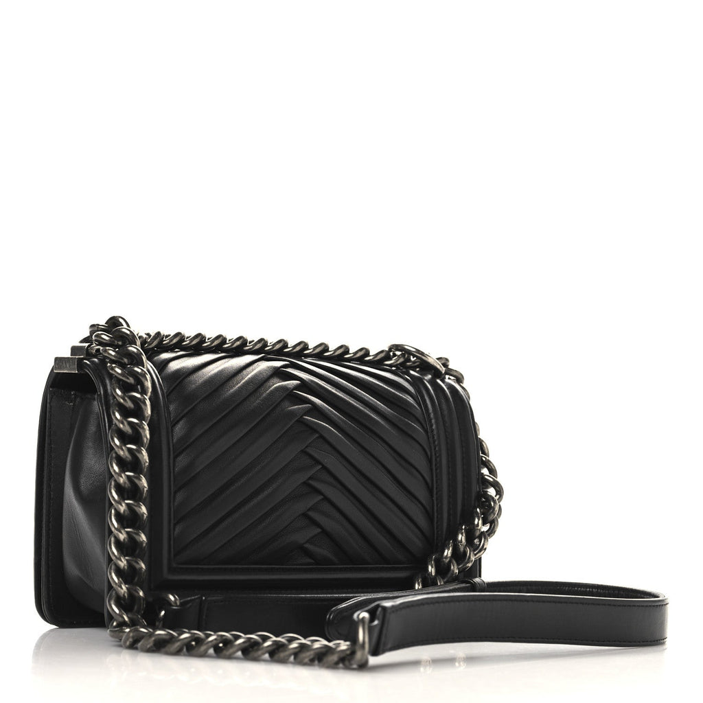 Lambskin Pleated Small Boy Flap Black
