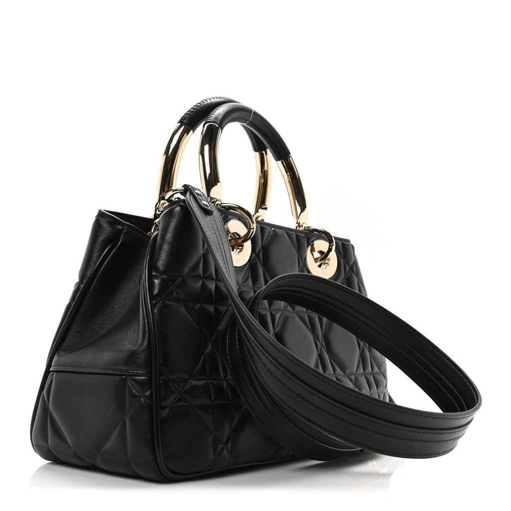 Calfskin Cannage Medium The Lady 95.22 Black
