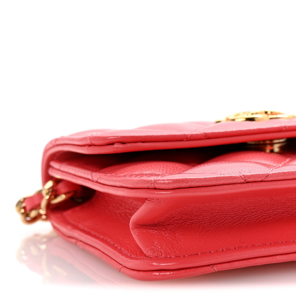 Shiny Lambskin Quilted  Holder On Chain Pink