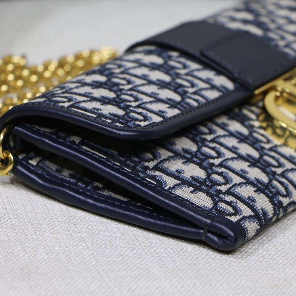 DIOR 30 MONTAIGNE POUCH