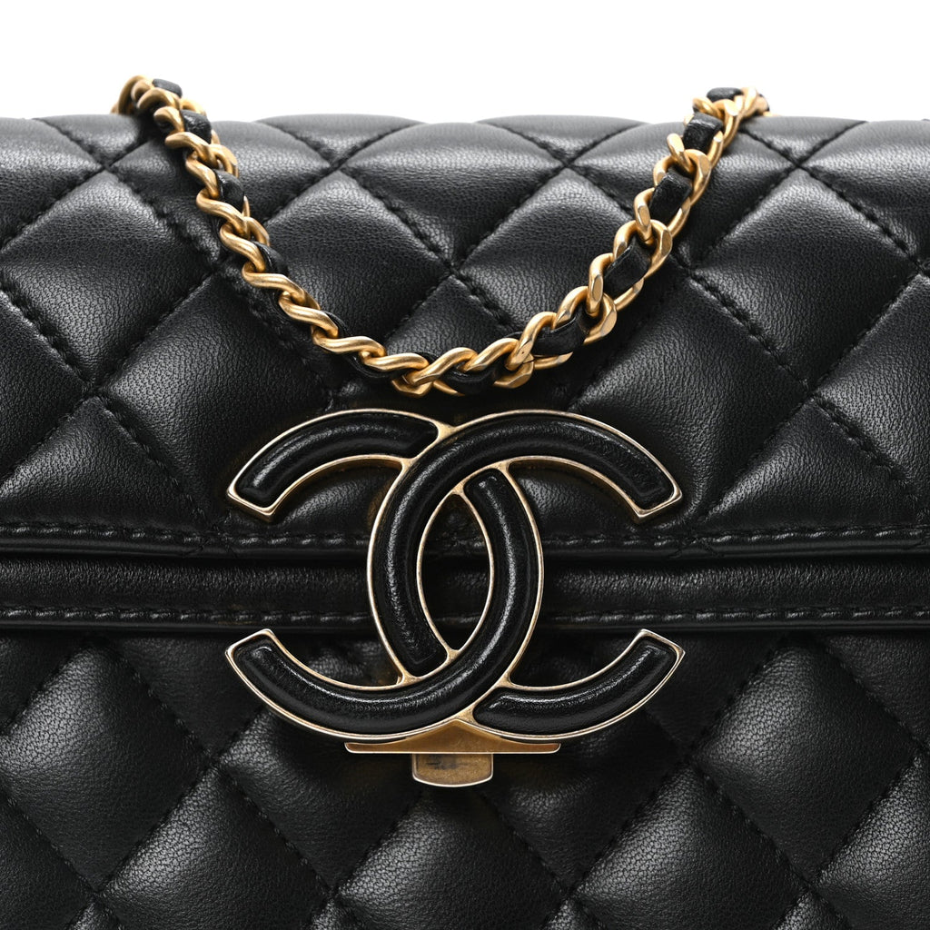 Lambskin Quilted Small CC Chic Flap Black