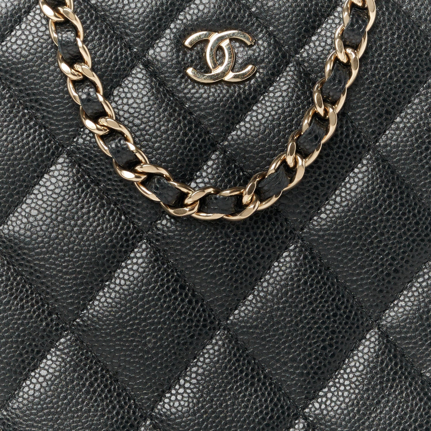 Caviar Quilted Classic Clutch with Chain Black