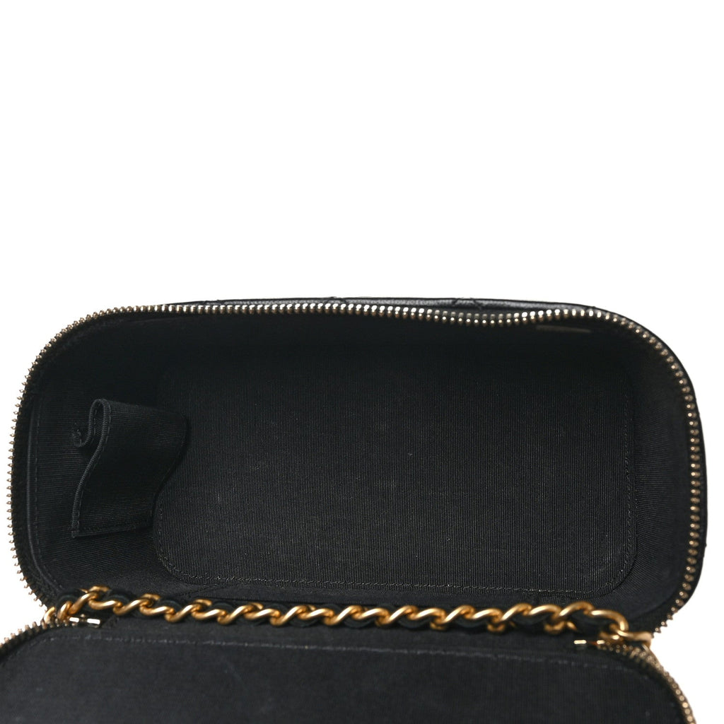 Lambskin Quilted Small Top Handle Vanity Case With Chain Black