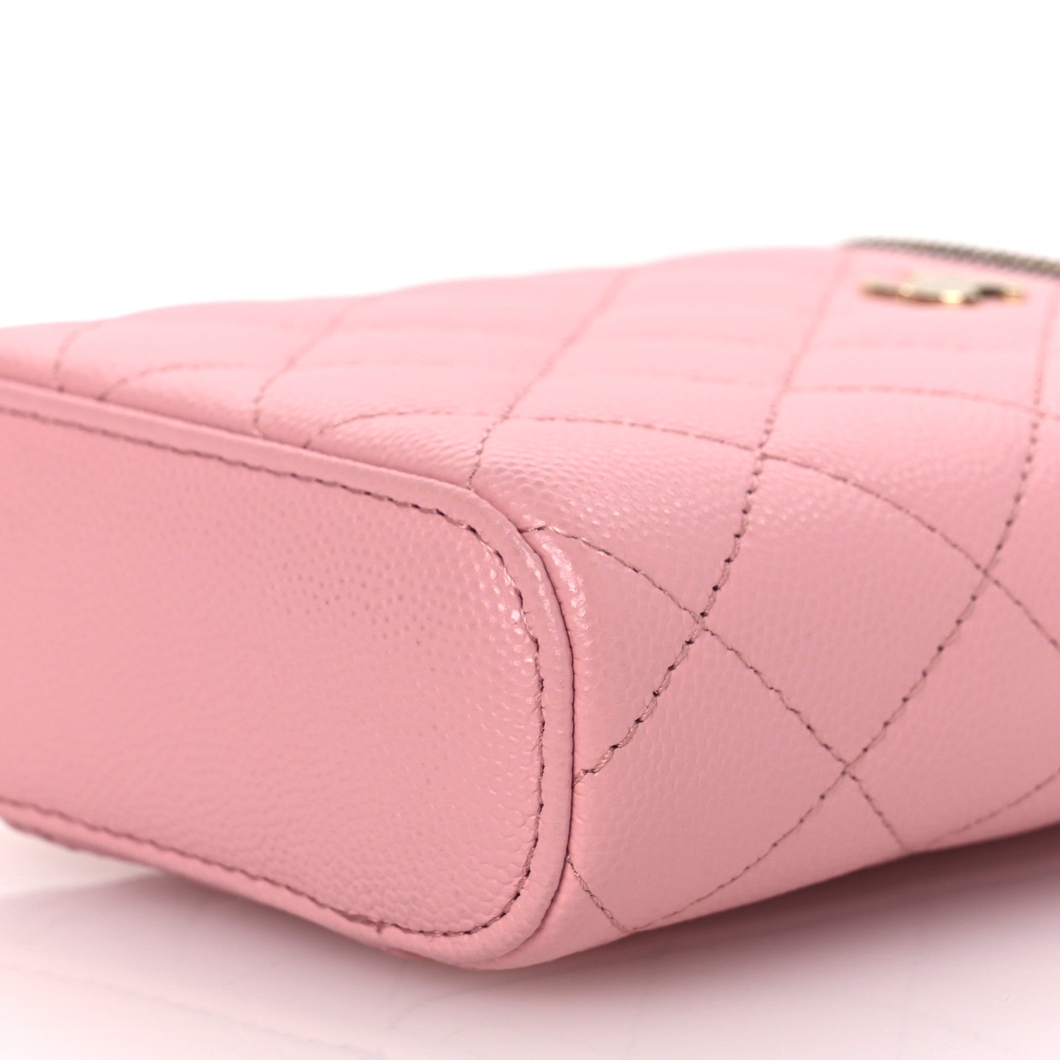 Caviar Quilted Small Vertical Coco Beauty Vanity Case With Chain Light Pink
