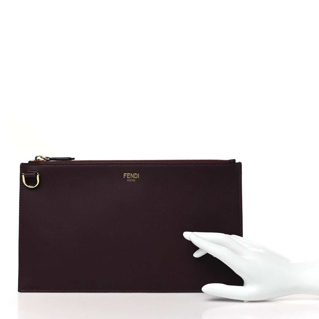 Vitello Seta Medium Flat Pouch Granata