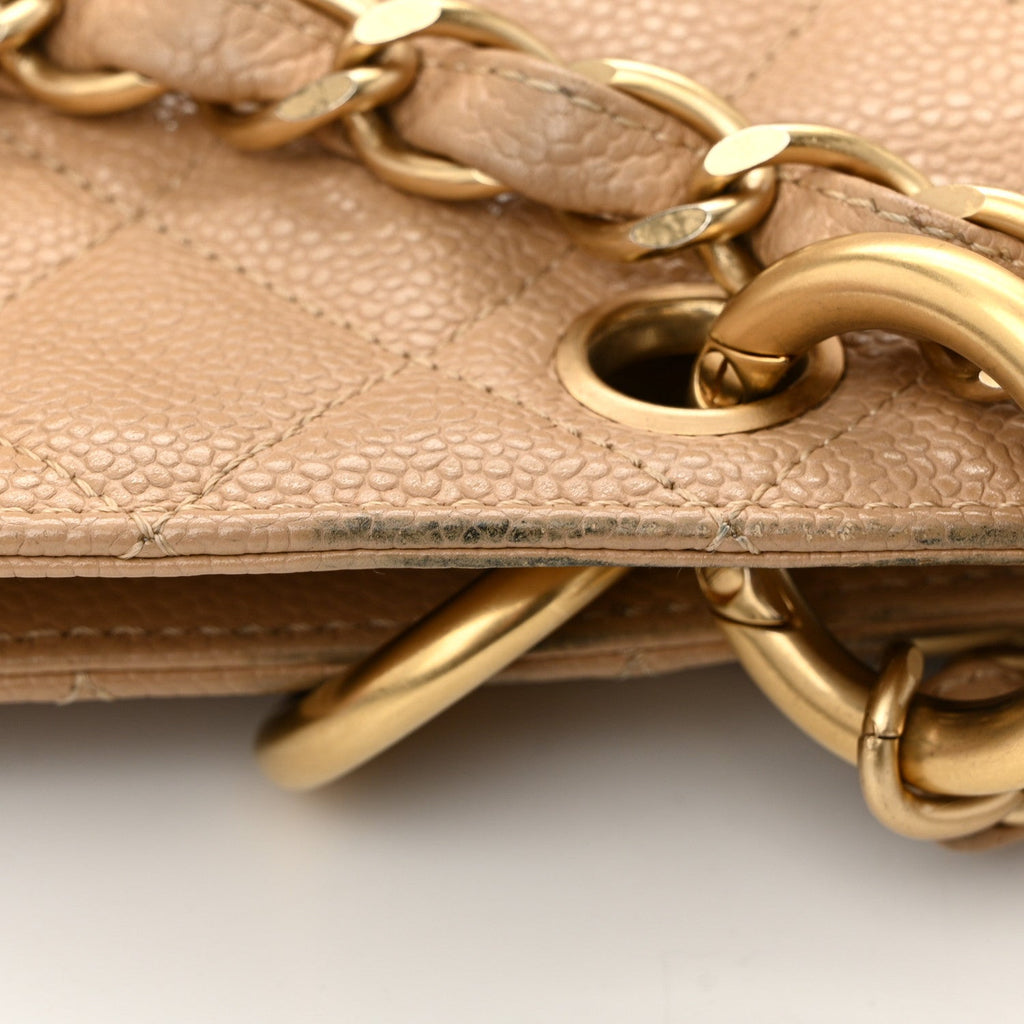 Caviar Quilted Grand Shopping Tote GTT Beige